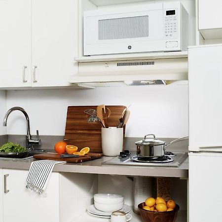 Intown Suites Extended Stay Newport News Va - North Екстериор снимка