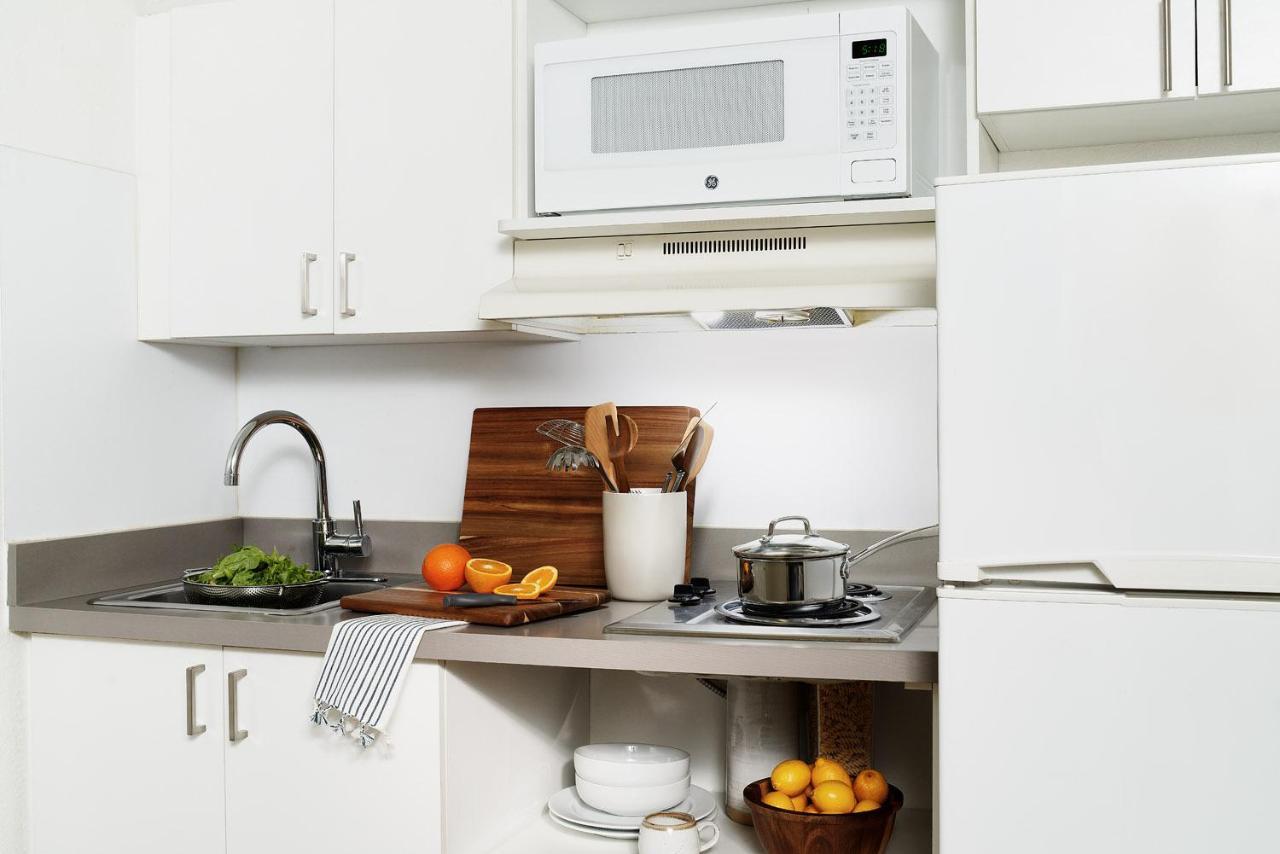 Intown Suites Extended Stay Newport News Va - North Екстериор снимка